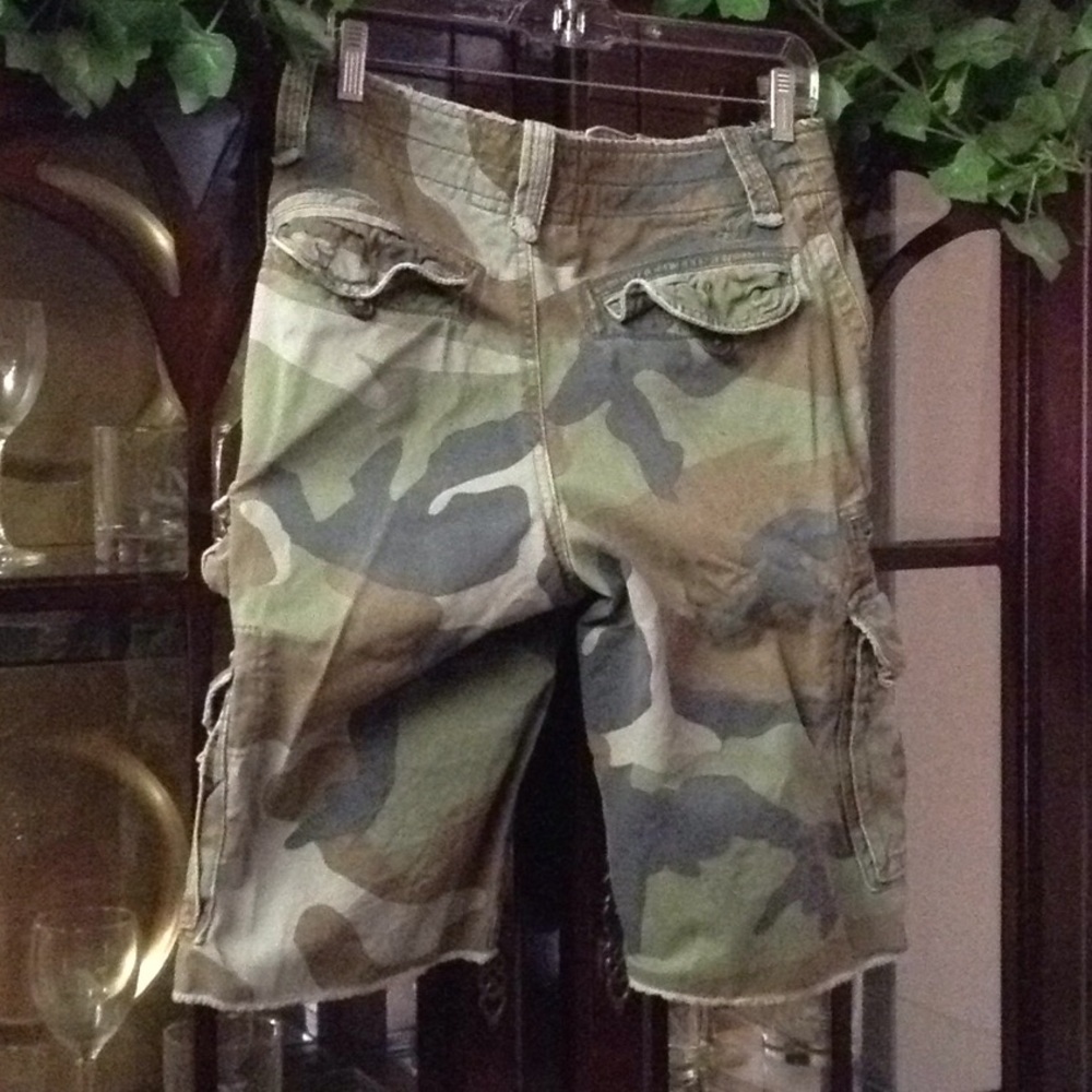 Camo cargo shorts - Picture 2 of 4